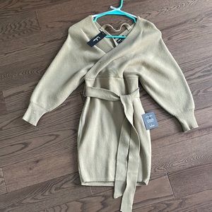 Green sweater dress, bodycon fit with tie at waist and loose fitting sleeves